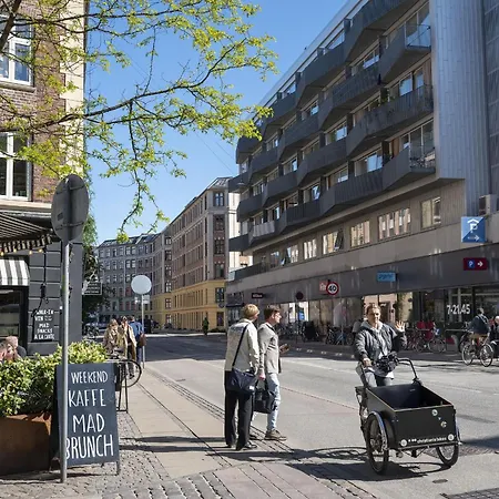 Apartmentincopenhagen 1697 *